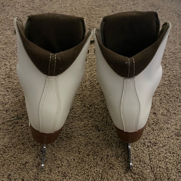 Riedell 910 LS Womens Figure Skates, size 5, made in England - Picture 4 of 8